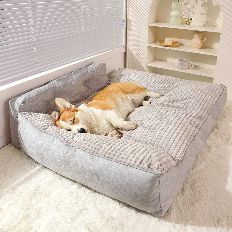 Warmes Sofa für große Hunde